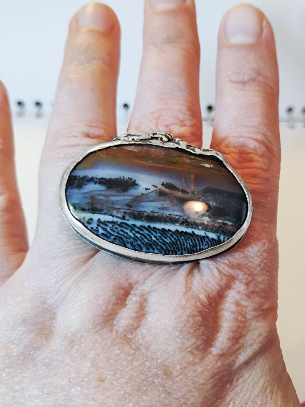 Sterling Silver Ring/Size 9-9.25 US/Wide Agate Stone